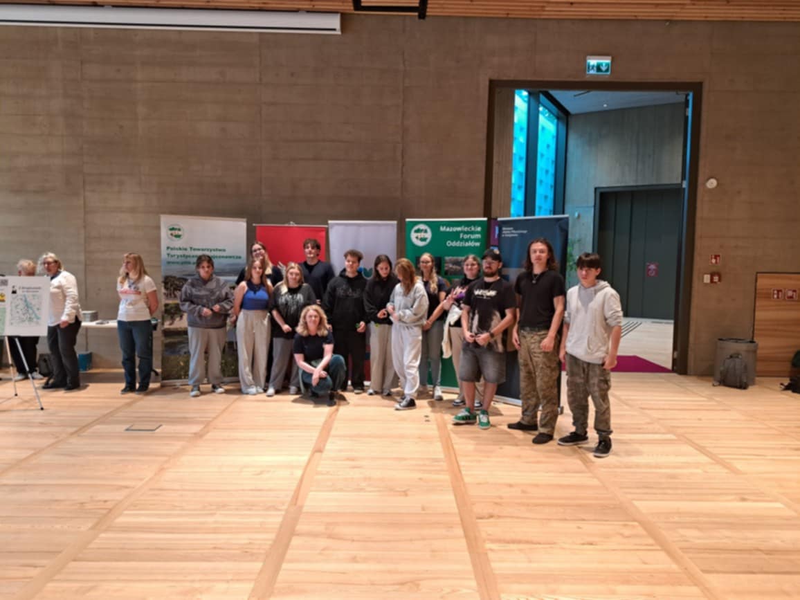 att.vo6zuorQ9eoNz-GP0-ecZQ-eH8ES_EzU4ib6-llZHOU-1